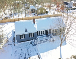 85 Braxton Rd, Falmouth, Massachusetts, 4 Bedrooms Bedrooms, 7 Rooms Rooms,2 BathroomsBathrooms,Residential,For Sale,Braxton Rd,73474678