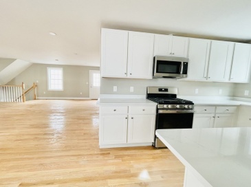 218 Vane St, Revere, Massachusetts, 4 Bedrooms Bedrooms, 9 Rooms Rooms,2.5 BathroomsBathrooms,Residential Lease,For Rent,Vane St,73474749