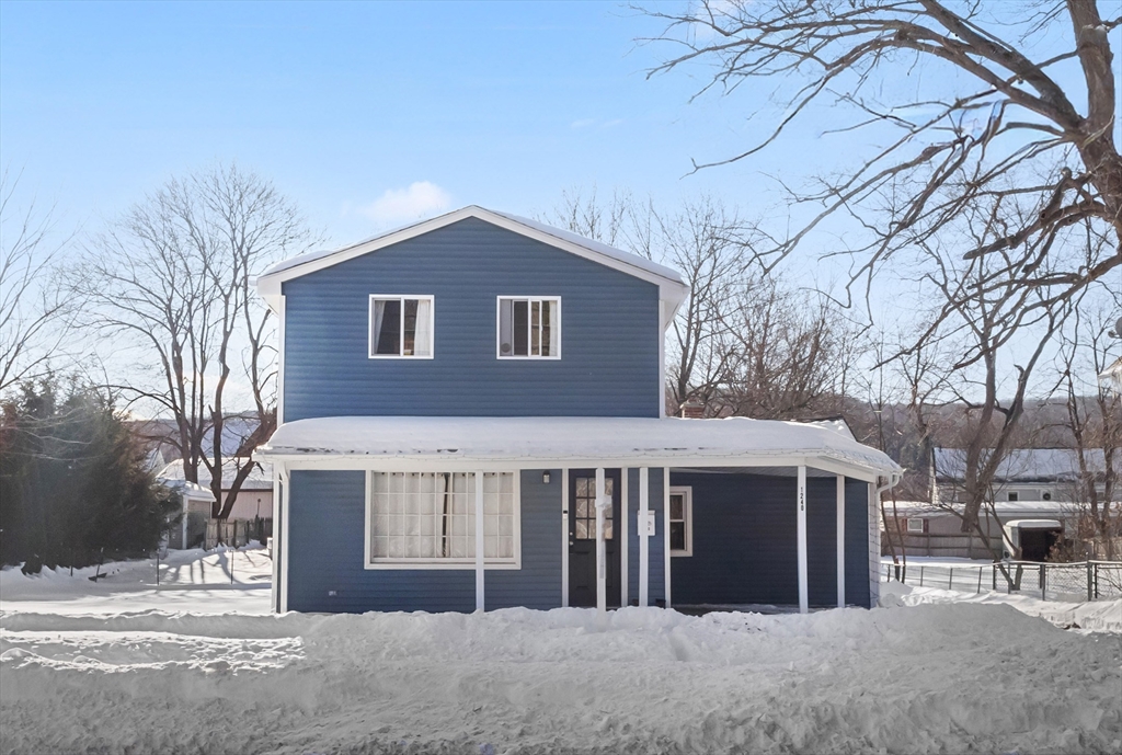 1240 S Main St, Palmer, Massachusetts, 3 Bedrooms Bedrooms, 7 Rooms Rooms,1 BathroomBathrooms,Residential,For Sale,S Main St,73474763