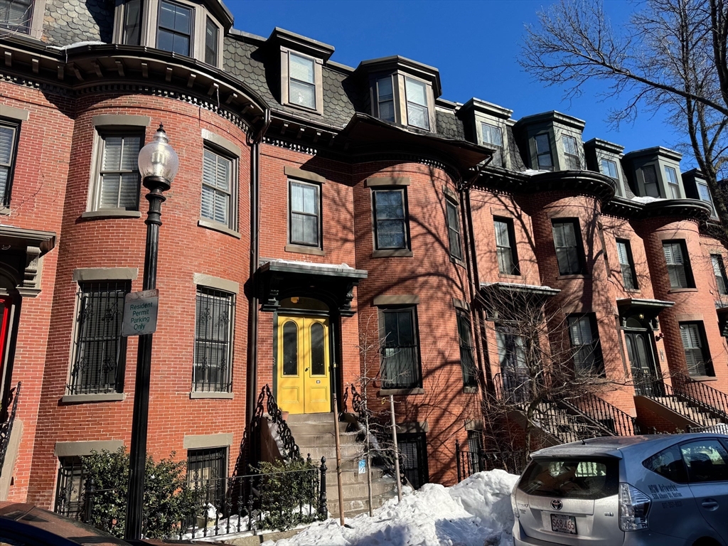 80 East Brookline Street, Boston, Massachusetts, 1 Bedroom Bedrooms, 3 Rooms Rooms,1 BathroomBathrooms,Residential,For Sale,East Brookline Street,73474791