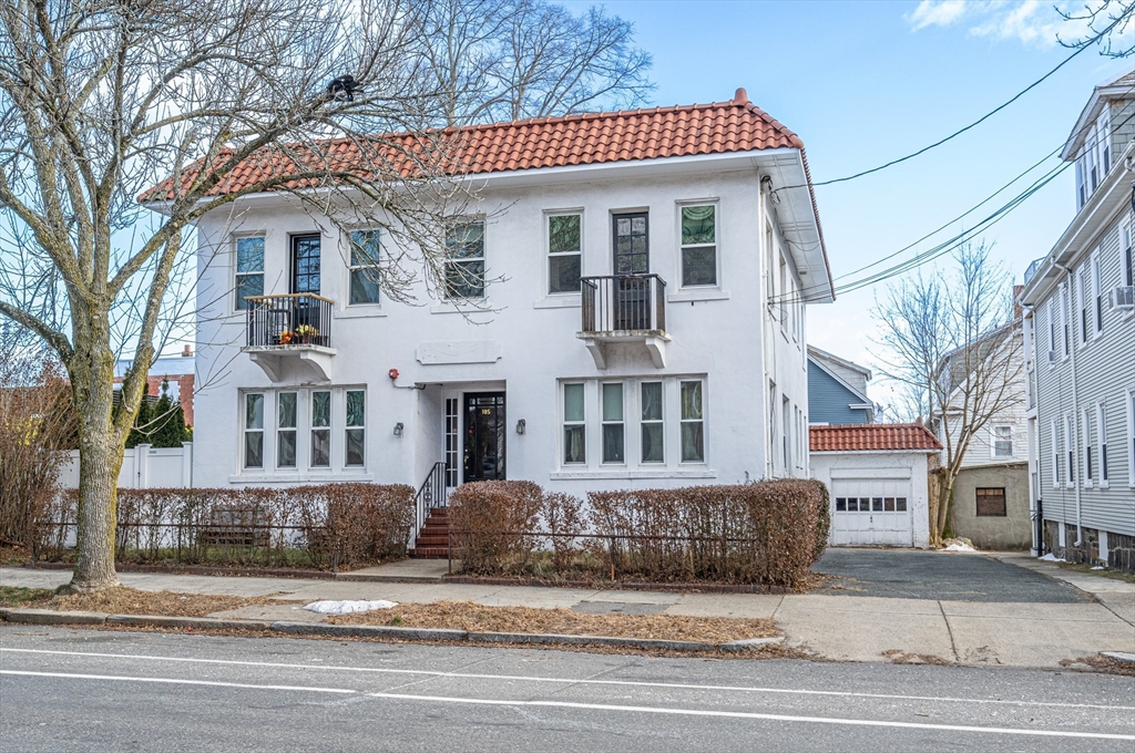 185 Lafayette St, Salem, Massachusetts, 1 Bedroom Bedrooms, 3 Rooms Rooms,1 BathroomBathrooms,Residential,For Sale,Lafayette St,73474877