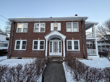 51 Moulton Rd, Arlington, Massachusetts, 2 Bedrooms Bedrooms, 5 Rooms Rooms,1 BathroomBathrooms,Residential Lease,For Rent,Moulton Rd,73474886