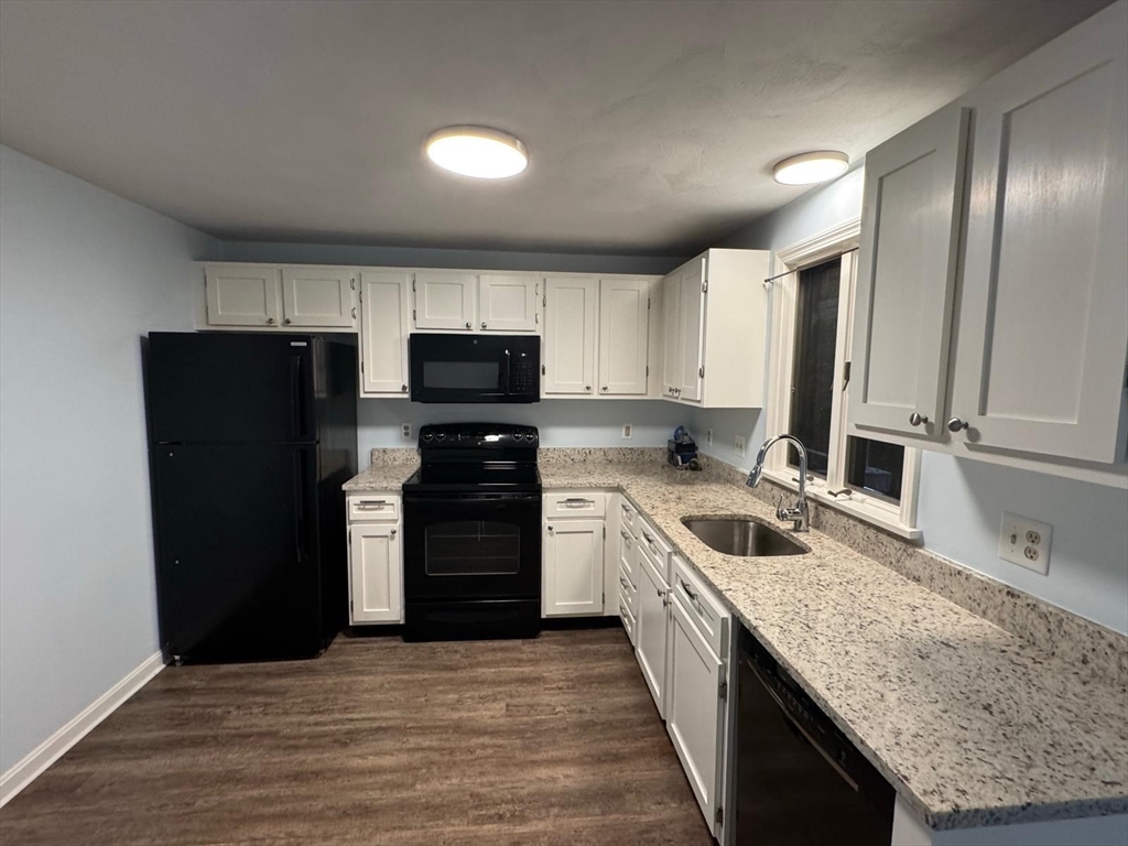 448 Mt Hope St, North Attleboro, Massachusetts, 2 Bedrooms Bedrooms, 7 Rooms Rooms,1.5 BathroomsBathrooms,Residential Lease,For Rent,Mt Hope St,73474756