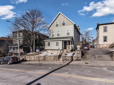 83 Prospect, Worcester, Massachusetts, 4 Bedrooms Bedrooms, 5 Rooms Rooms,2 BathroomsBathrooms,Residential Lease,For Rent,Prospect,73474932