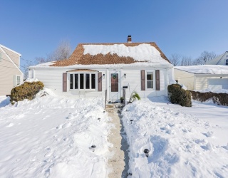 158 Chester Street, Worcester, Massachusetts, 4 Bedrooms Bedrooms, 7 Rooms Rooms,2 BathroomsBathrooms,Residential,For Sale,Chester Street,73474863