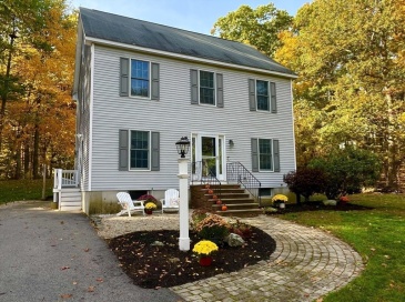 29 Charlotte Road, Ipswich, Massachusetts, 4 Bedrooms Bedrooms, 10 Rooms Rooms,2.5 BathroomsBathrooms,Residential,For Sale,Charlotte Road,73445392