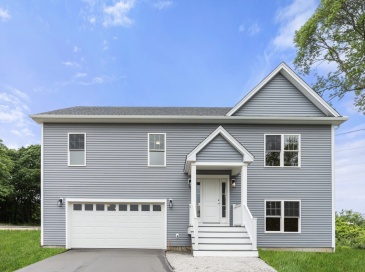 12 Bronson St, Fall River, Massachusetts, 4 Bedrooms Bedrooms, 9 Rooms Rooms,3 BathroomsBathrooms,Residential,For Sale,Bronson St,73427002