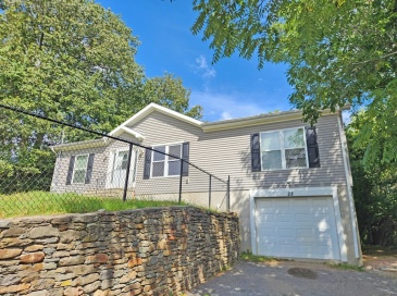 28 Brooks St, Worcester, Massachusetts, 3 Bedrooms Bedrooms, 6 Rooms Rooms,2 BathroomsBathrooms,Residential,For Sale,Brooks St,73443101 28 Brooks St, Worcester, Massachusetts, 3 Bedrooms Bedrooms, 6 Rooms Rooms,2 BathroomsBathrooms,Residential,For Sale,Brooks St,73443101