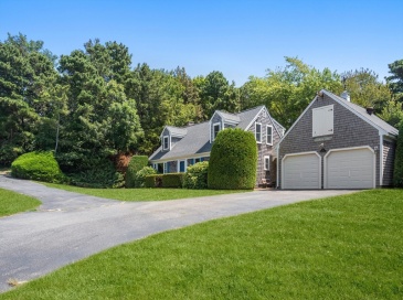 56 Skyline Drive, Chatham, Massachusetts, 4 Bedrooms Bedrooms, 7 Rooms Rooms,2 BathroomsBathrooms,Residential,For Sale,Skyline Drive,73417973 56 Skyline Drive, Chatham, Massachusetts, 4 Bedrooms Bedrooms, 7 Rooms Rooms,2 BathroomsBathrooms,Residential,For Sale,Skyline Drive,73417973