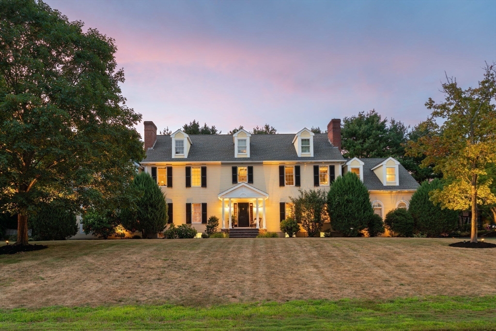 64 Cochichewick Dr, North Andover, Massachusetts, 4 Bedrooms Bedrooms, 10 Rooms Rooms,3.5 BathroomsBathrooms,Residential,For Sale,Cochichewick Dr,73411064