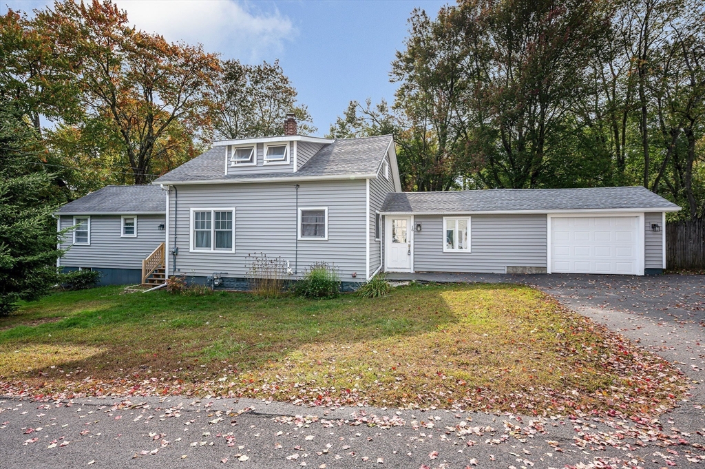 16 Standish Road, Haverhill, Massachusetts, 3 Bedrooms Bedrooms, 8 Rooms Rooms,2 BathroomsBathrooms,Residential,For Sale,Standish Road,73437163