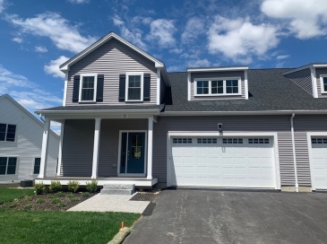 25 Salisbury Hill Blvd., Worcester, Massachusetts, 2 Bedrooms Bedrooms, 5 Rooms Rooms,2.5 BathroomsBathrooms,Residential,For Sale,Salisbury Hill Blvd.,73403978