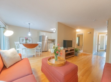 277 Meeting House Path, Ashland, Massachusetts, 2 Bedrooms Bedrooms, 5 Rooms Rooms,2.5 BathroomsBathrooms,Residential,For Sale,Meeting House Path,73441977