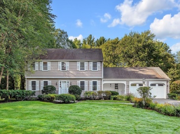 120 Wildwood Drive, Needham, Massachusetts, 4 Bedrooms Bedrooms, 9 Rooms Rooms,2.5 BathroomsBathrooms,Residential,For Sale,Wildwood Drive,73443862