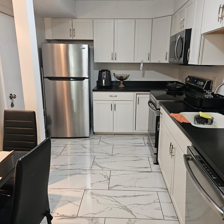 1129 North Shore Rd, Revere, Massachusetts, 2 Bedrooms Bedrooms, 5 Rooms Rooms,1.5 BathroomsBathrooms,Residential Lease,For Rent,North Shore Rd,73475064