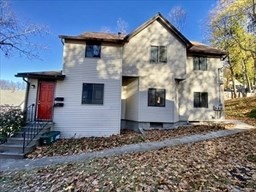 58 Windsor St, Worcester, Massachusetts, 2 Bedrooms Bedrooms, 4 Rooms Rooms,1 BathroomBathrooms,Residential Lease,For Rent,Windsor St,73475113