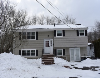 59 Hamilton Ave, Dedham, Massachusetts, 4 Bedrooms Bedrooms, 9 Rooms Rooms,2.5 BathroomsBathrooms,Residential,For Sale,Hamilton Ave,73475114