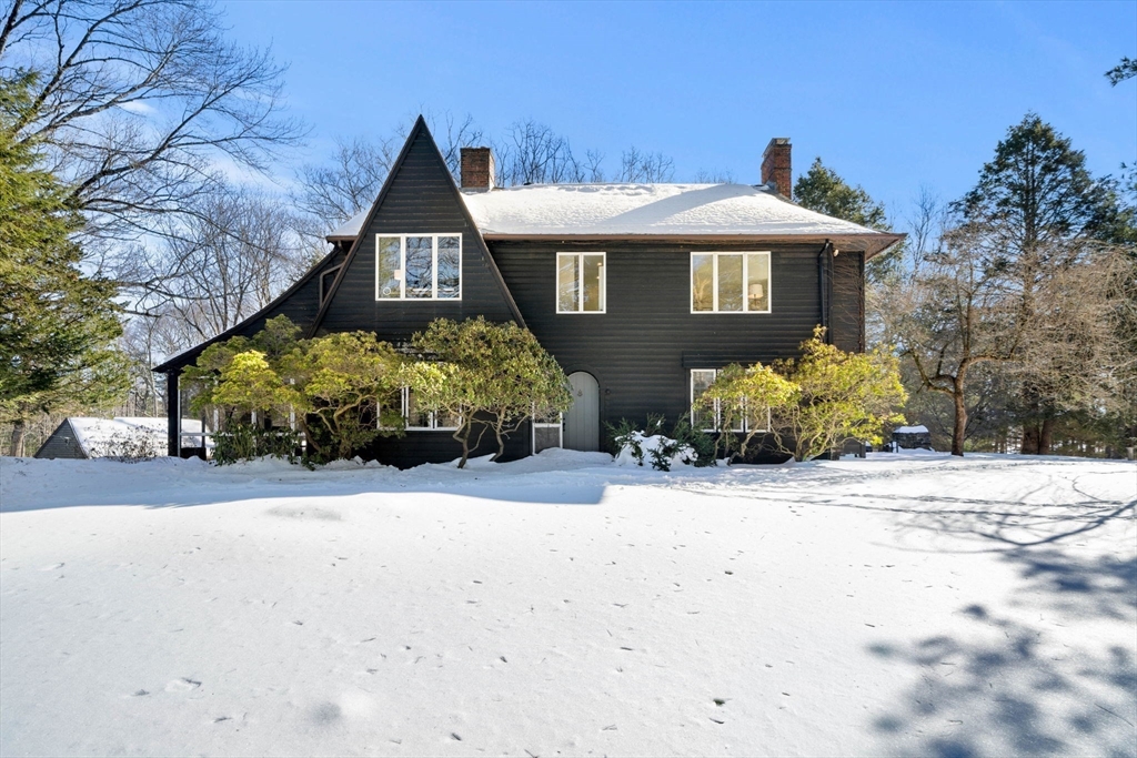 893 Highland St, Hamilton, Massachusetts, 5 Bedrooms Bedrooms, 10 Rooms Rooms,2.5 BathroomsBathrooms,Residential,For Sale,Highland St,73475104