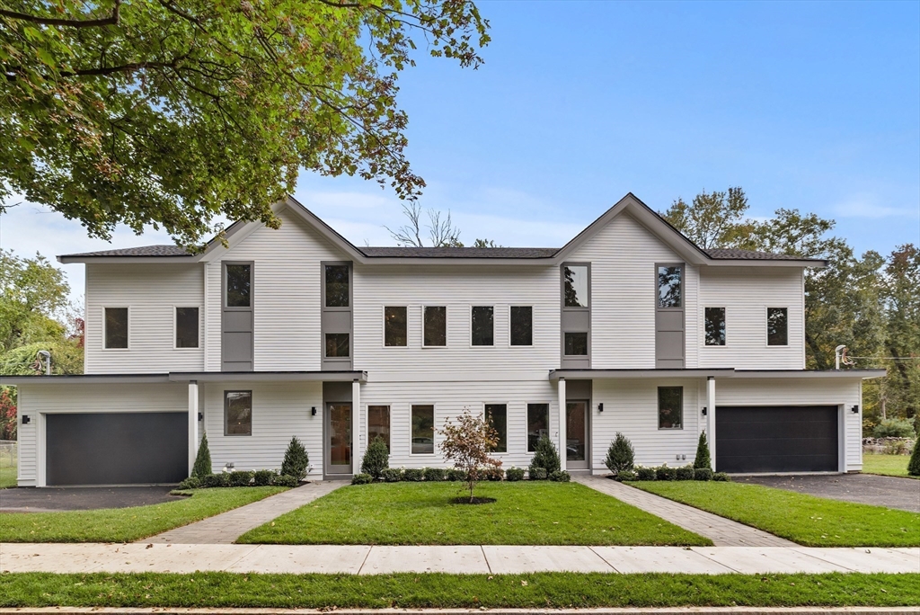 82 Louise Rd, Newton, Massachusetts, 4 Bedrooms Bedrooms, 11 Rooms Rooms,4 BathroomsBathrooms,Residential Lease,For Rent,Louise Rd,73475175