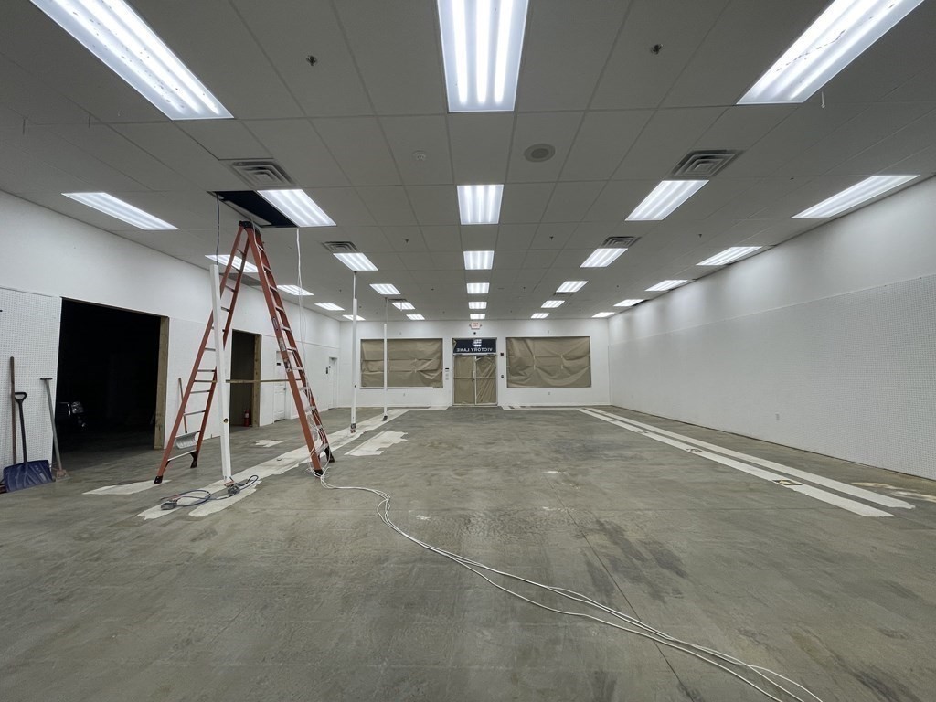 15 Victory Ln, Dracut, Massachusetts, ,Commercial Lease,For Rent,Victory Ln,73475176