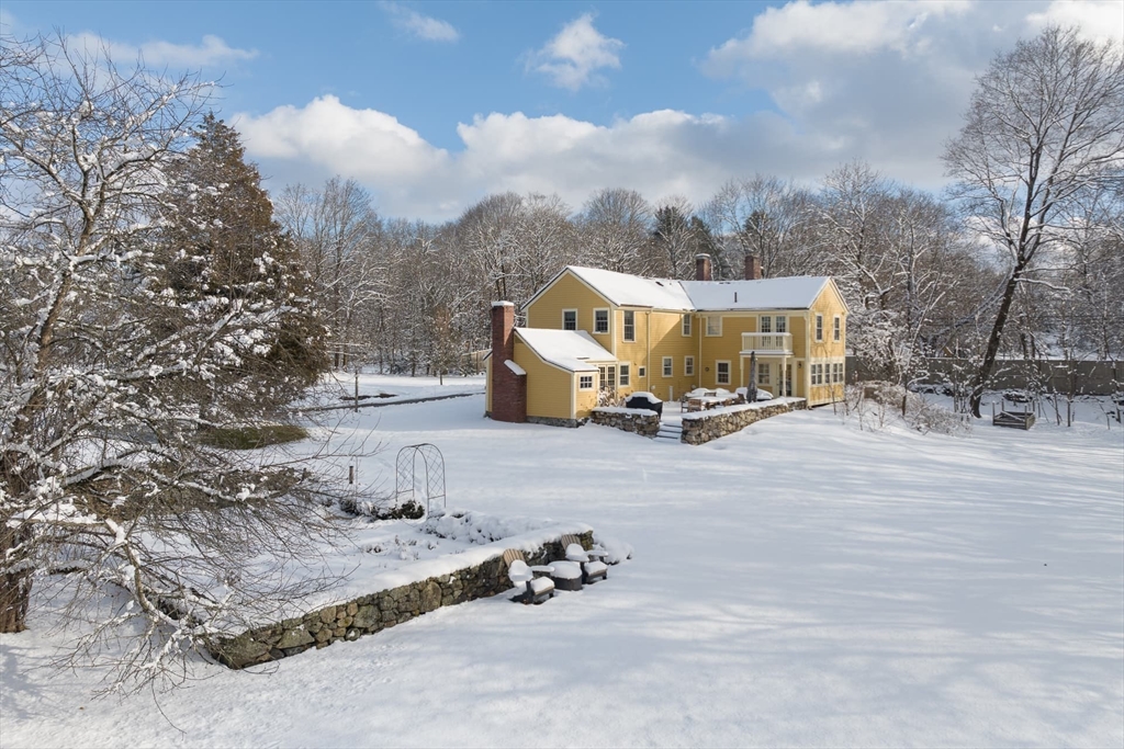 823 Boston Post Road, Weston, Massachusetts, 5 Bedrooms Bedrooms, 12 Rooms Rooms,2.5 BathroomsBathrooms,Residential,For Sale,Boston Post Road,73475182