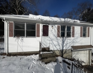 368 Granville Road, Southwick, Massachusetts, 3 Bedrooms Bedrooms, 5 Rooms Rooms,1 BathroomBathrooms,Residential,For Sale,Granville Road,73471604