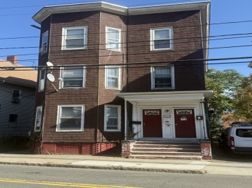 71 School Street, Everett, Massachusetts, 3 Bedrooms Bedrooms, 5 Rooms Rooms,1 BathroomBathrooms,Residential Lease,For Rent,School Street,73475312 71 School Street, Everett, Massachusetts, 3 Bedrooms Bedrooms, 5 Rooms Rooms,1 BathroomBathrooms,Residential Lease,For Rent,School Street,73475312
