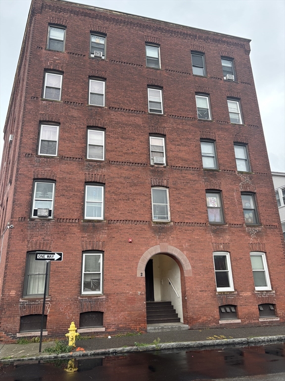 2 Preston St, Worcester, Massachusetts, 29 Bedrooms Bedrooms, 49 Rooms Rooms,10 BathroomsBathrooms,Residential Income,For Sale,Preston St,73475427