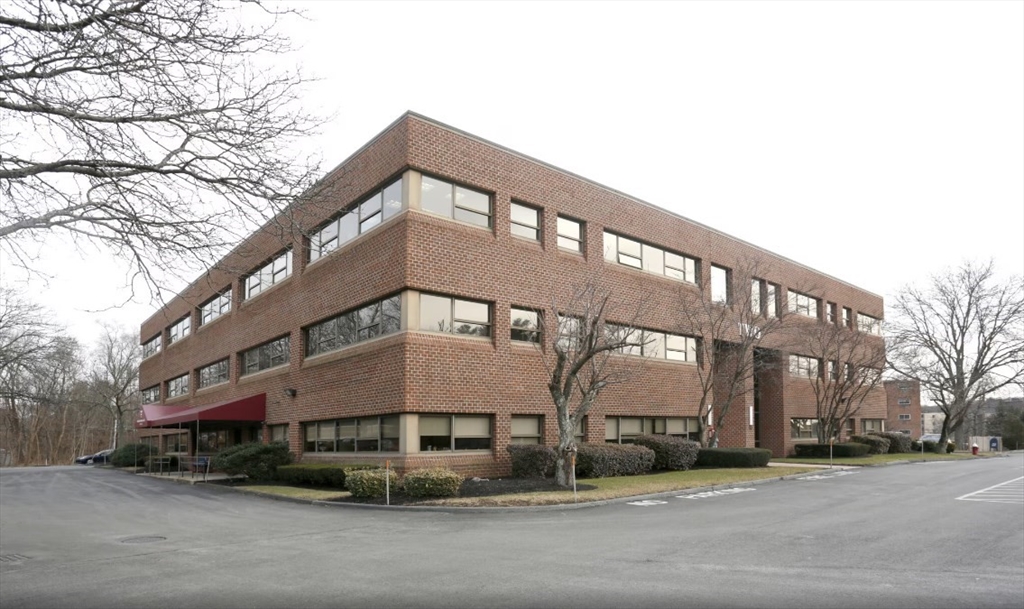 2 Main St, Stoneham, Massachusetts, ,Commercial Lease,For Rent,Main St,73475440