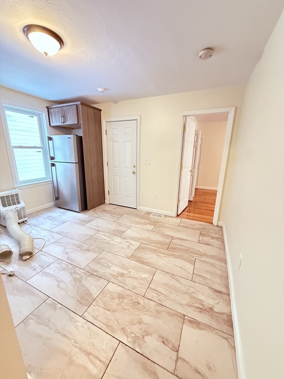 207 Harvard, Boston, Massachusetts, 3 Bedrooms Bedrooms, 7 Rooms Rooms,1 BathroomBathrooms,Residential Lease,For Rent,Harvard,73475465