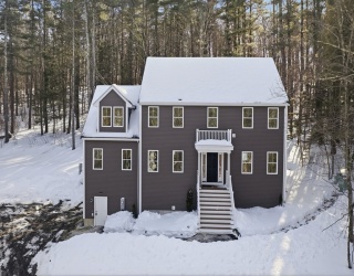 374 Brandy Brow, Haverhill, Massachusetts, 4 Bedrooms Bedrooms, 10 Rooms Rooms,2.5 BathroomsBathrooms,Residential,For Sale,Brandy Brow,73473961