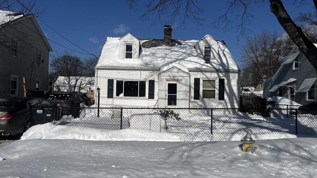 102 San Miguel Street, Springfield, Massachusetts, 3 Bedrooms Bedrooms, 5 Rooms Rooms,1 BathroomBathrooms,Residential,For Sale,San Miguel Street,73475372