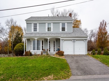 105 Cornhill Rd, Somerset, Massachusetts, 5 Bedrooms Bedrooms, 9 Rooms Rooms,2.5 BathroomsBathrooms,Residential,For Sale,Cornhill Rd,73458035