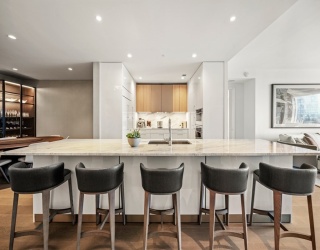 240 Devonshire Street, Boston, Massachusetts, 2 Bedrooms Bedrooms, 6 Rooms Rooms,3 BathroomsBathrooms,Residential,For Sale,Devonshire Street,73475649