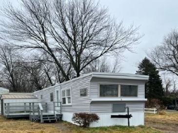 350 West Street, Ludlow, Massachusetts, 1 Bedroom Bedrooms, 4 Rooms Rooms,1 BathroomBathrooms,Residential,For Sale,West Street,73475566