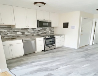 1027 Commonwealth Ave, Boston, Massachusetts, 1 Room Rooms,1 BathroomBathrooms,Residential Lease,For Rent,Commonwealth Ave,73475616