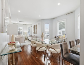 18-20 Bentham Rd, Boston, Massachusetts, 7 Bedrooms Bedrooms, 16 Rooms Rooms,6 BathroomsBathrooms,Residential Income,For Sale,Bentham Rd,73475622