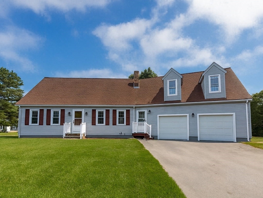 116 George St, North Attleboro, Massachusetts, 4 Bedrooms Bedrooms, 8 Rooms Rooms,2.5 BathroomsBathrooms,Residential,For Sale,George St,73418365