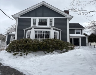 91 Eliot St, Brookline, Massachusetts, 3 Bedrooms Bedrooms, 8 Rooms Rooms,2.5 BathroomsBathrooms,Residential Lease,For Rent,Eliot St,73475824