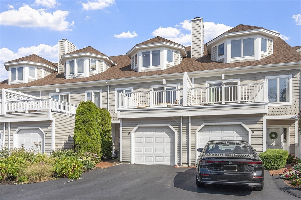 15 Raven Lane, Gloucester, Massachusetts, 2 Bedrooms Bedrooms, 4 Rooms Rooms,2.5 BathroomsBathrooms,Residential,For Sale,Raven Lane,73475835