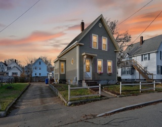 28 Cottage St, Taunton, Massachusetts, 3 Bedrooms Bedrooms, 7 Rooms Rooms,1 BathroomBathrooms,Residential,For Sale,Cottage St,73475691