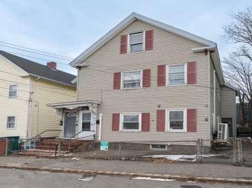 66 Perry St, Lowell, Massachusetts, 4 Bedrooms Bedrooms, 8 Rooms Rooms,2 BathroomsBathrooms,Residential Income,For Sale,Perry St,73463687