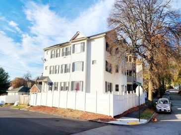 42 Bridgeport St, Worcester, Massachusetts, 9 Bedrooms Bedrooms, 18 Rooms Rooms,3 BathroomsBathrooms,Residential Income,For Sale,Bridgeport St,73310076