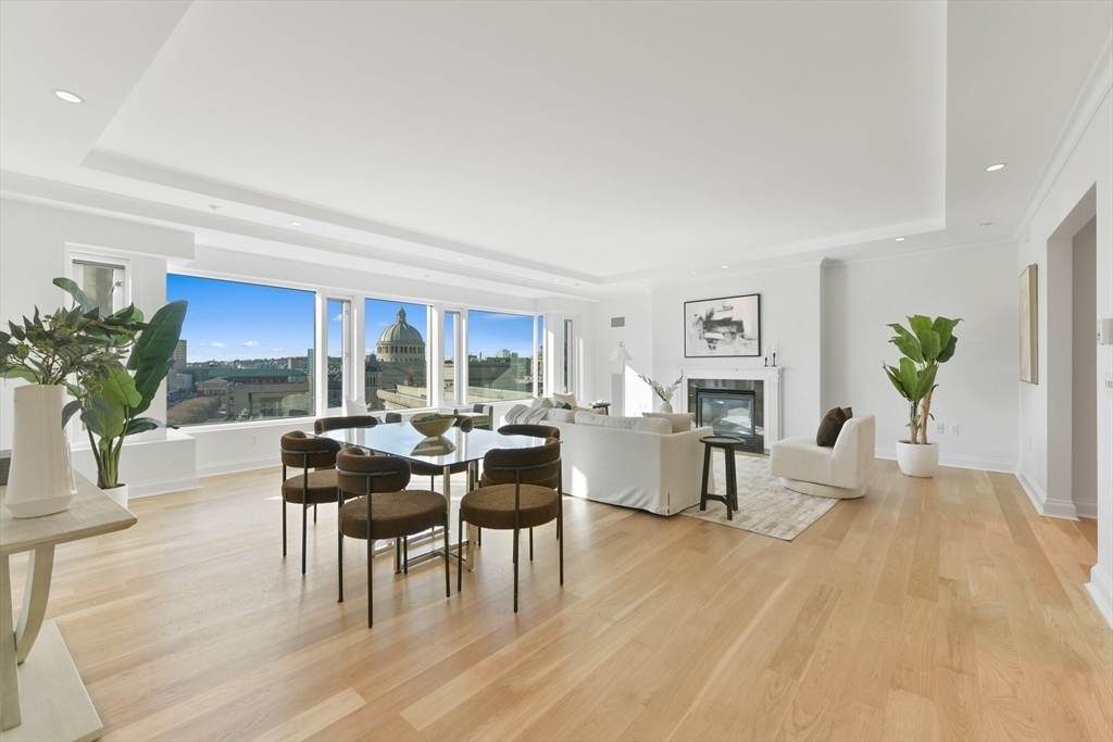 100 Belvidere St, Boston, Massachusetts, 2 Bedrooms Bedrooms, 5 Rooms Rooms,2 BathroomsBathrooms,Residential,For Sale,Belvidere St,73467589