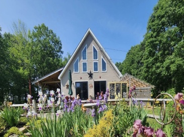 5 Bofat Hill Rd, Chesterfield, Massachusetts, 3 Bedrooms Bedrooms, 6 Rooms Rooms,2 BathroomsBathrooms,Residential,For Sale,Bofat Hill Rd,73450454
