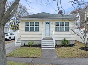 2 Hillside Ave, Salem, Massachusetts, 2 Bedrooms Bedrooms, 6 Rooms Rooms,1 BathroomBathrooms,Residential,For Sale,Hillside Ave,73457613 2 Hillside Ave, Salem, Massachusetts, 2 Bedrooms Bedrooms, 6 Rooms Rooms,1 BathroomBathrooms,Residential,For Sale,Hillside Ave,73457613
