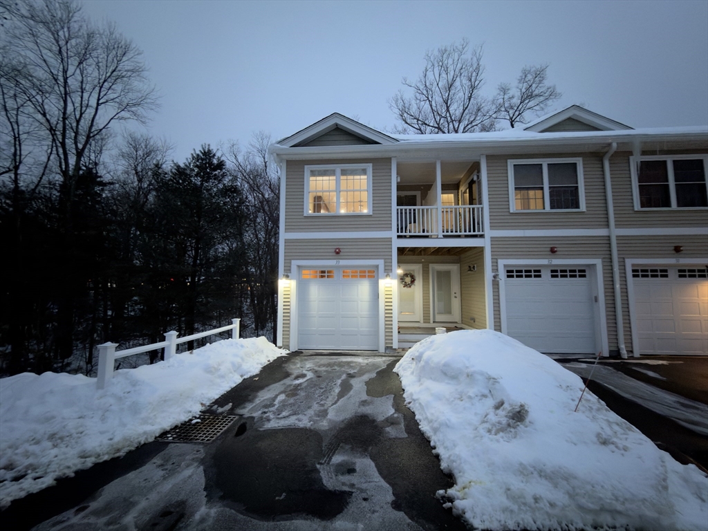 143 Broad Street, Hudson, Massachusetts, 2 Bedrooms Bedrooms, 5 Rooms Rooms,2 BathroomsBathrooms,Residential Lease,For Rent,Broad Street,73476075