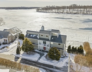 141 Edgewater Road, Hull, Massachusetts, 4 Bedrooms Bedrooms, 11 Rooms Rooms,3.5 BathroomsBathrooms,Residential,For Sale,Edgewater Road,73475899