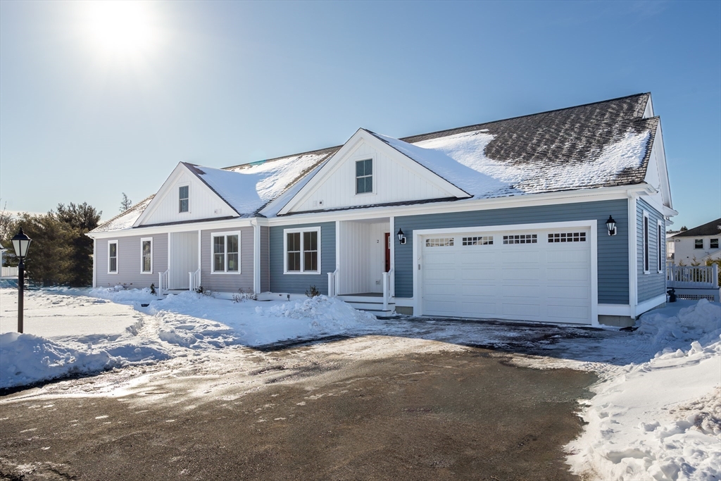 4 Hayley Cir, Rochester, Massachusetts, 2 Bedrooms Bedrooms, 4 Rooms Rooms,2 BathroomsBathrooms,Residential,For Sale,Hayley Cir,73475912