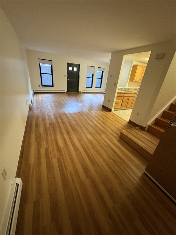 400 Massachusetts Ave, Boston, Massachusetts, 3 Bedrooms Bedrooms, 4 Rooms Rooms,1 BathroomBathrooms,Residential Lease,For Rent,Massachusetts Ave,73476014